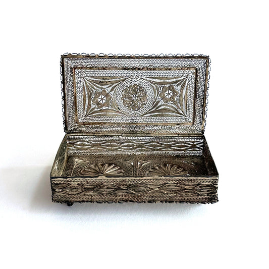 Mid-Century Silver Filigree Woven Floral Motif Trinket Box